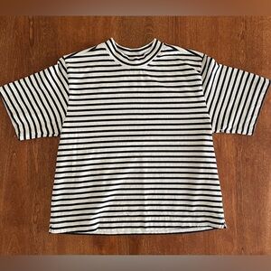 Ayr mid weight striped tee size M